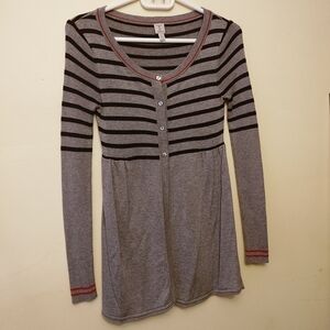 Tristan half button front Long sleeve sweater gray and‎ black size XS